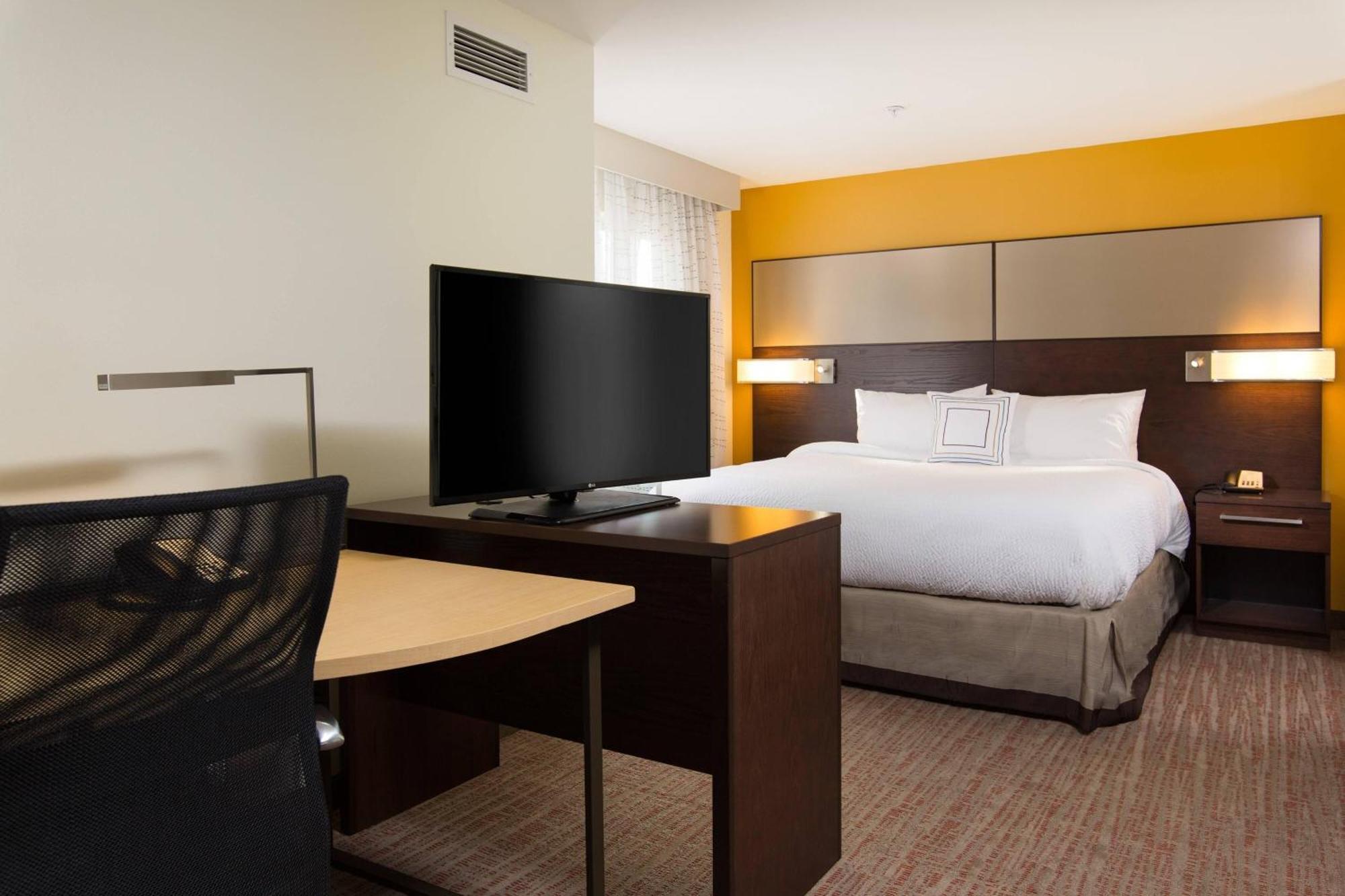 Residence Inn By Marriott Kansas City At The Legends Esterno foto